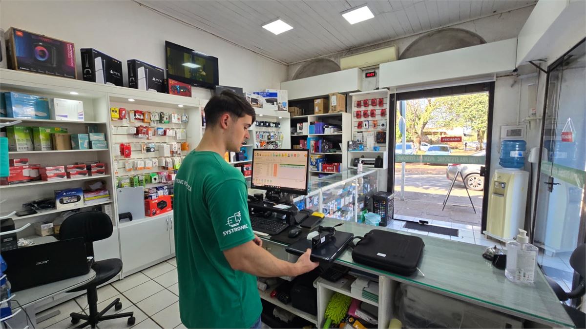 Atendimento tecnico na loja Systronic em Sao Borja - RS